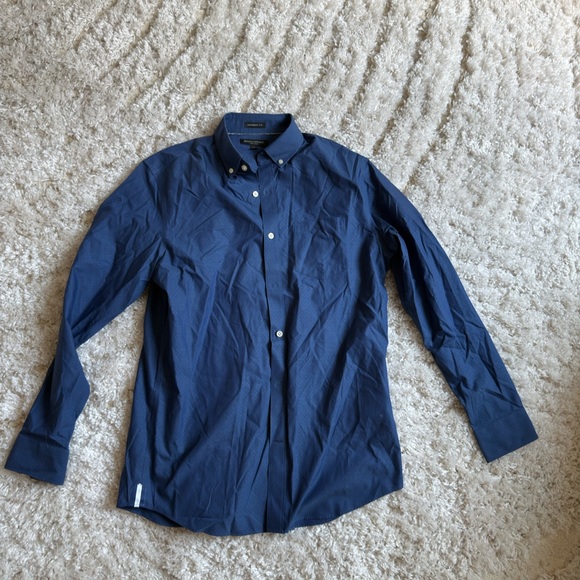 Banana Republic Navy Casual Button-Down Shirt - Picture 4 of 4